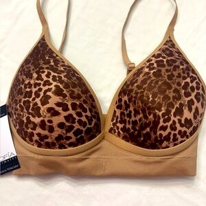 Sofia Vergara Leopard Bra